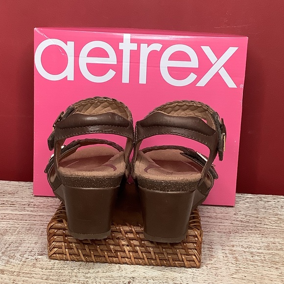 AETREX Grace NIB Taupe Wedge Sandyals Arch Support Memory Foam Adjustable Straps - Picture 6 of 15